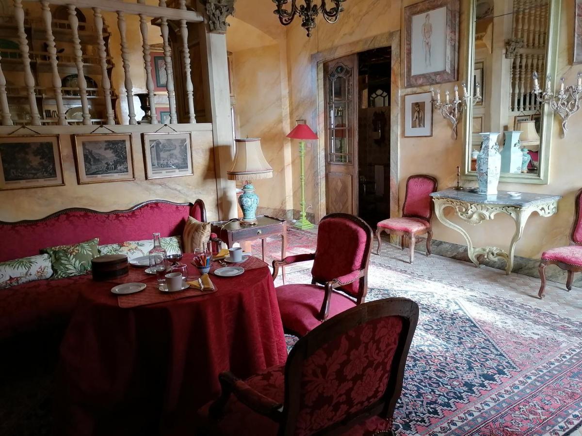 Bed and Breakfast Chateau De Mauriac Senouillac Exterior foto